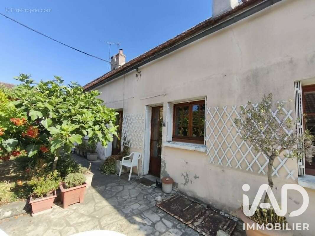 Maison 127 m² à Boynes  - photo 7