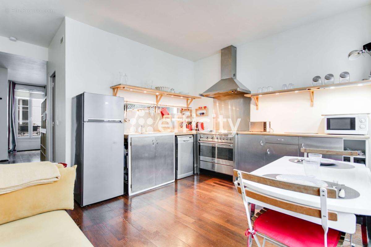 Appartement à PARIS-9E