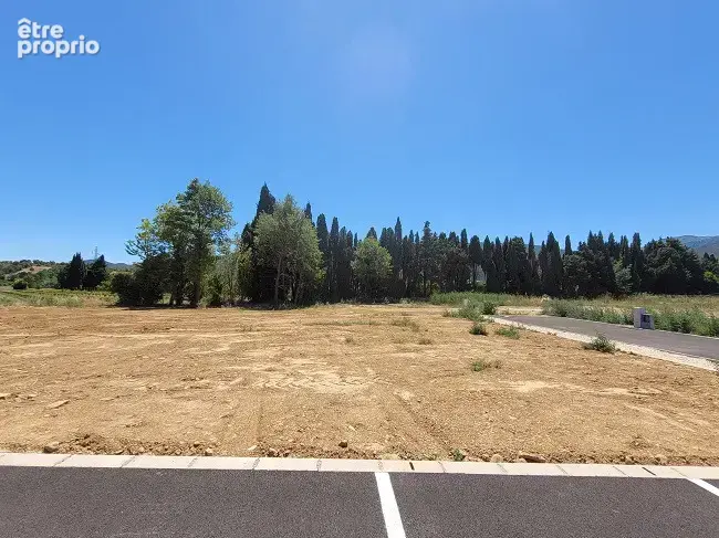 Terrain à TRESSERRE