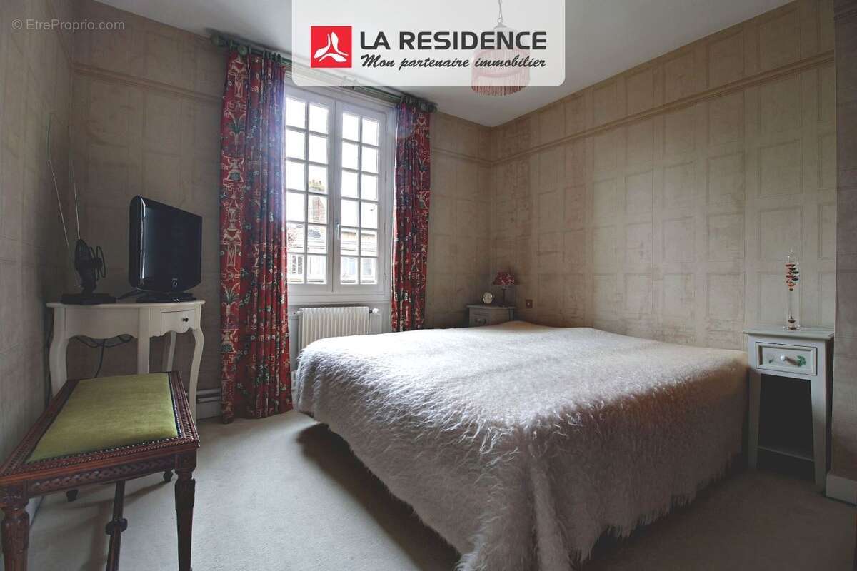 Maison 112 m² à Oissel  - photo 7