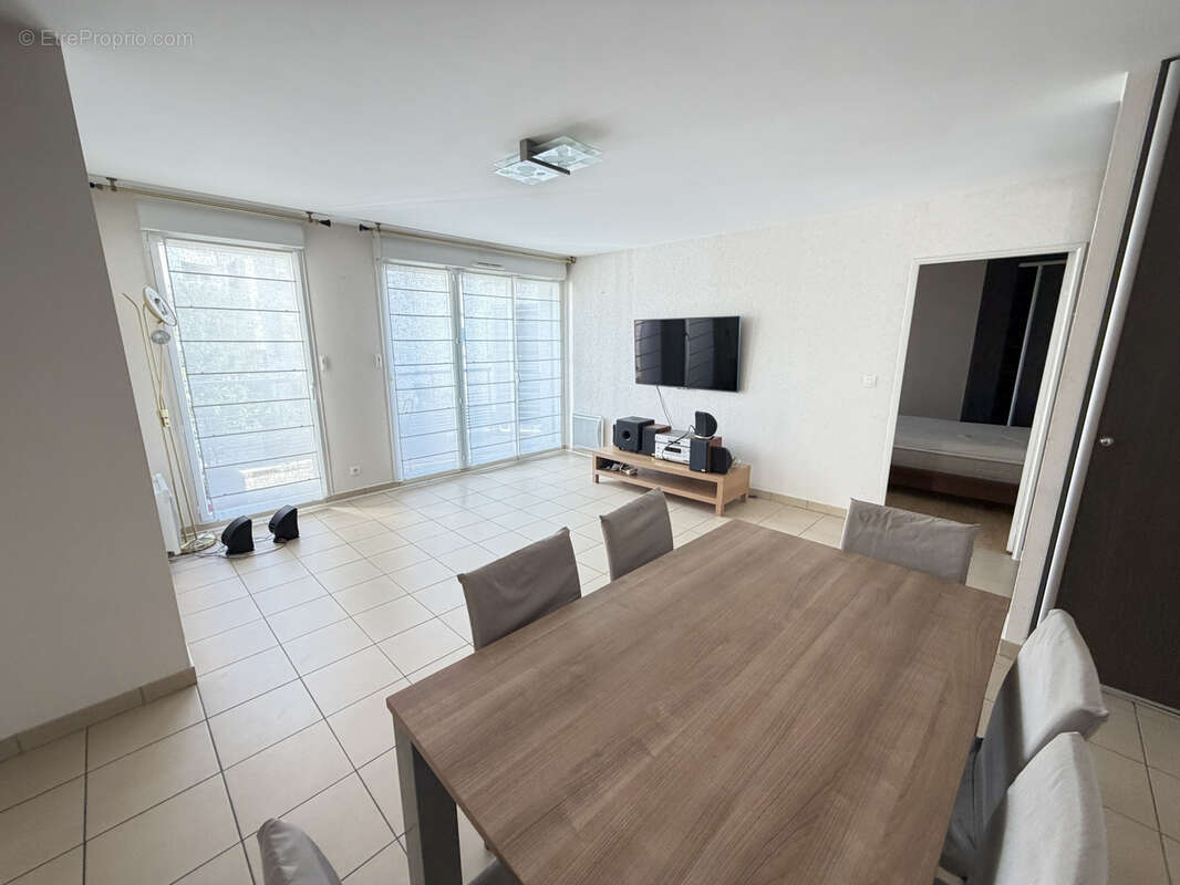Angers   Grand appartement avec terrasse, idéal pour une vie de famille - photo 3