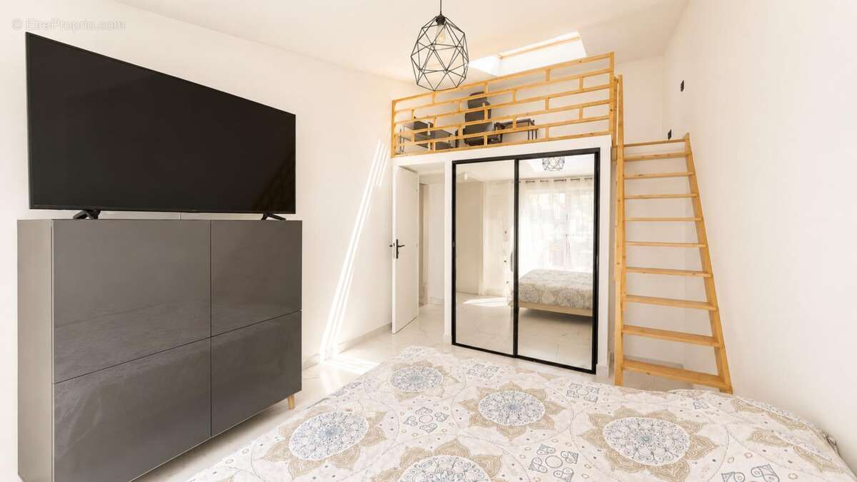 Maison 120 m² à Saint-Maur-Des-Fosses  - photo 14