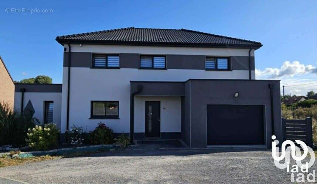 Photo 2 - Maison à VERQUIN