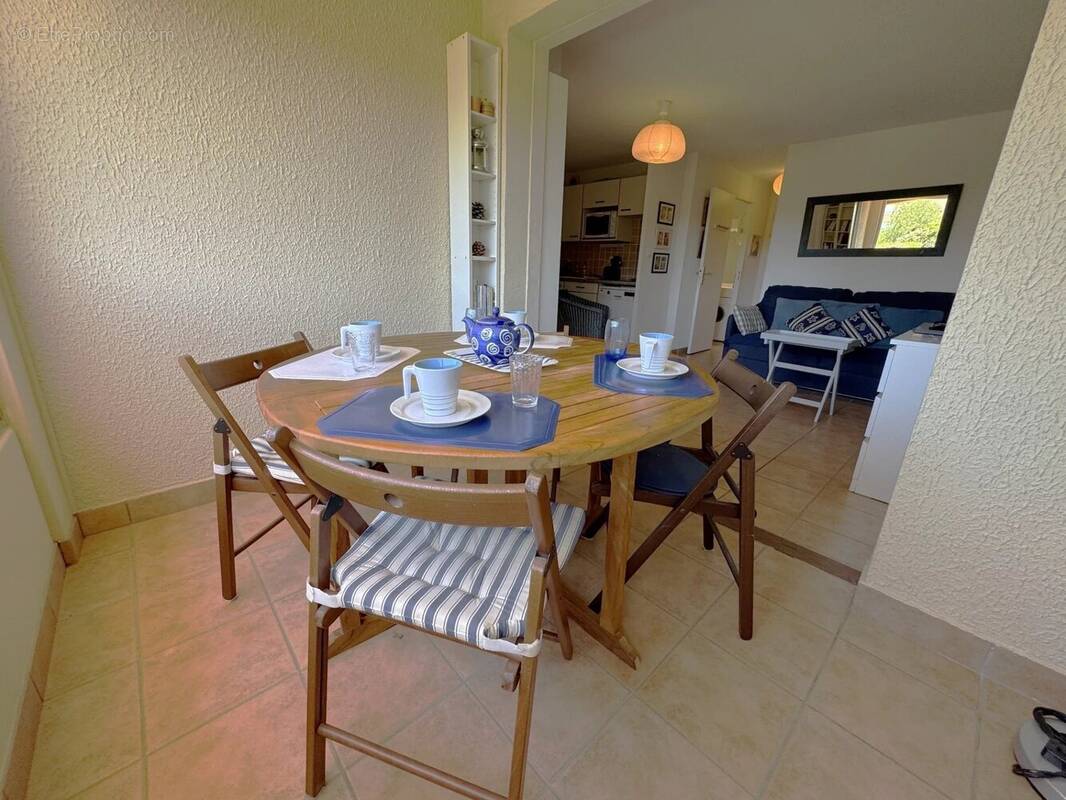 Appartement à LA LONDE-LES-MAURES