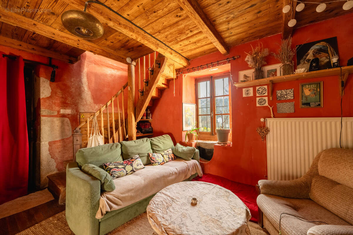 Maison à LESCHERAINES