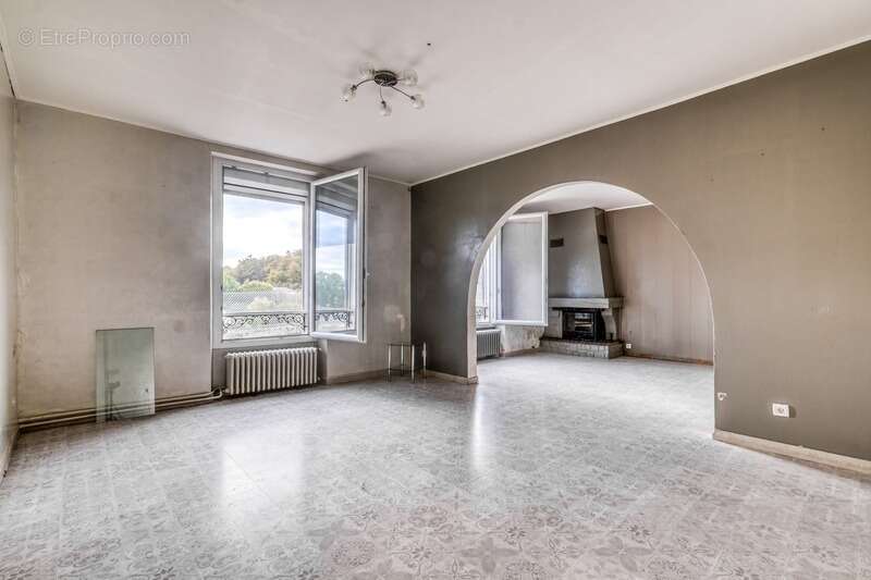 Maison à LIZY-SUR-OURCQ