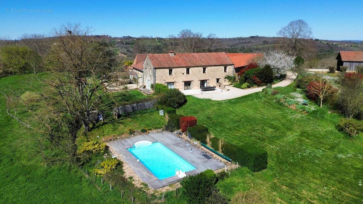 djifly202504011550143921743515434276photooptimized - Maison à CARVES