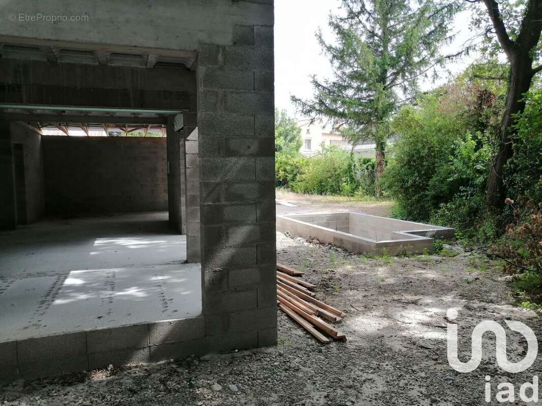 Photo 3 - Maison à MORIERES-LES-AVIGNON