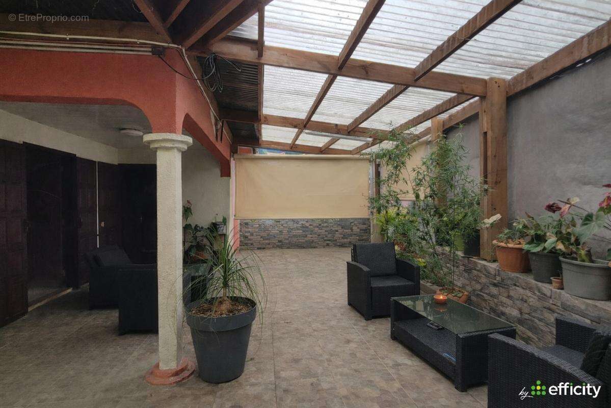 Maison à SAINT-LOUIS