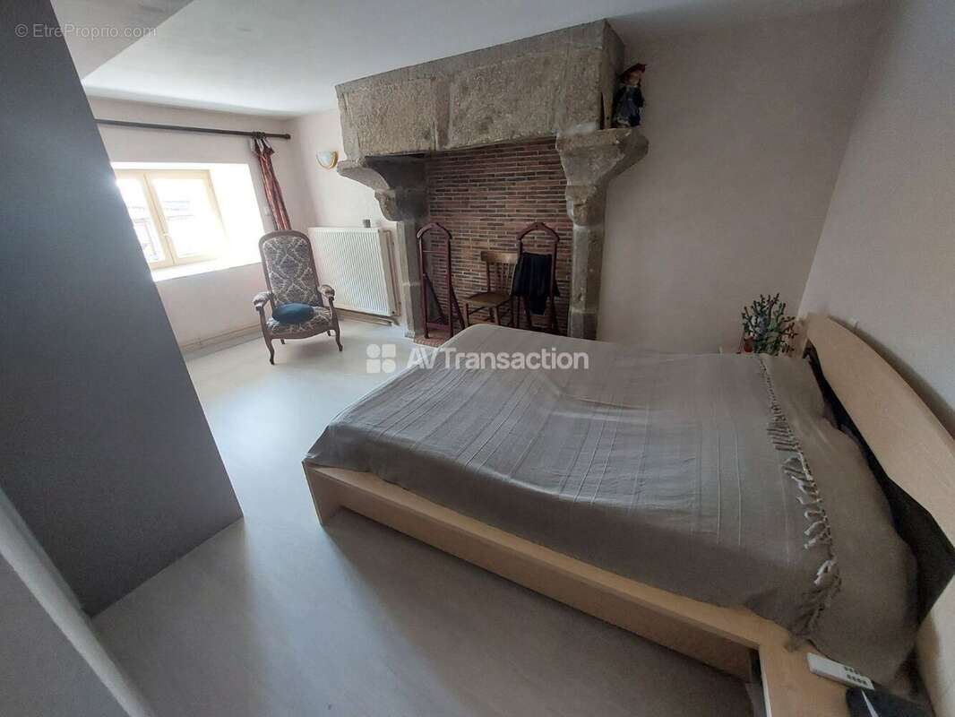 Maison à ARGENTRE