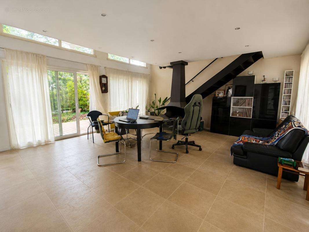 Maison 190 m² à Lacanau  - photo 3