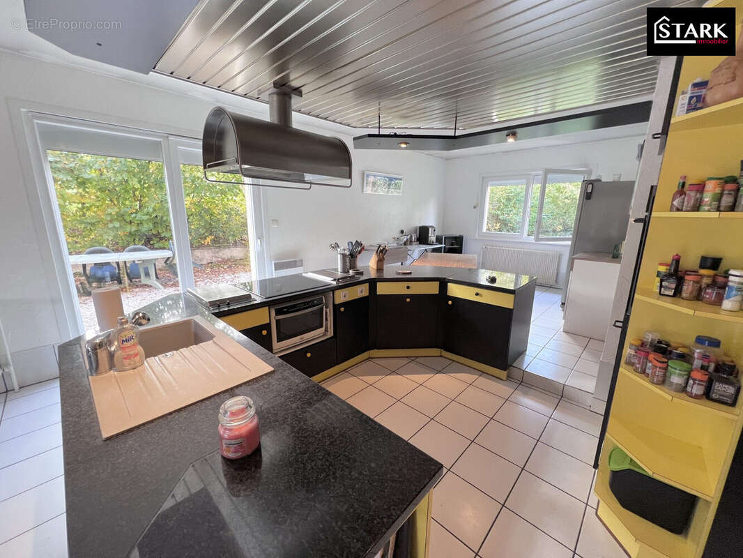 Maison à CHALONVILLARS