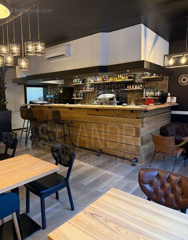 Commerce à LA COTE-SAINT-ANDRE