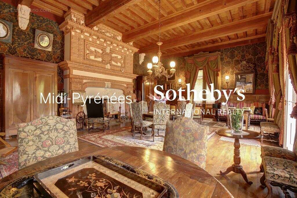 Maison à CADOURS