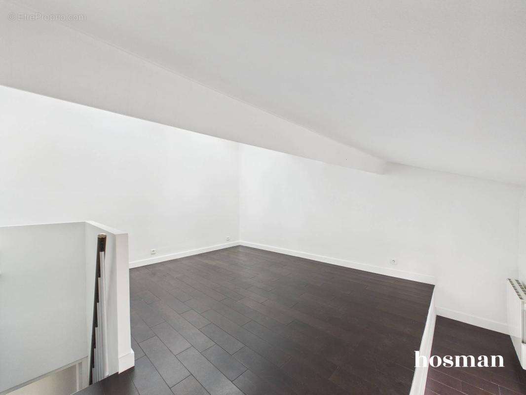 Appartement à LES LILAS