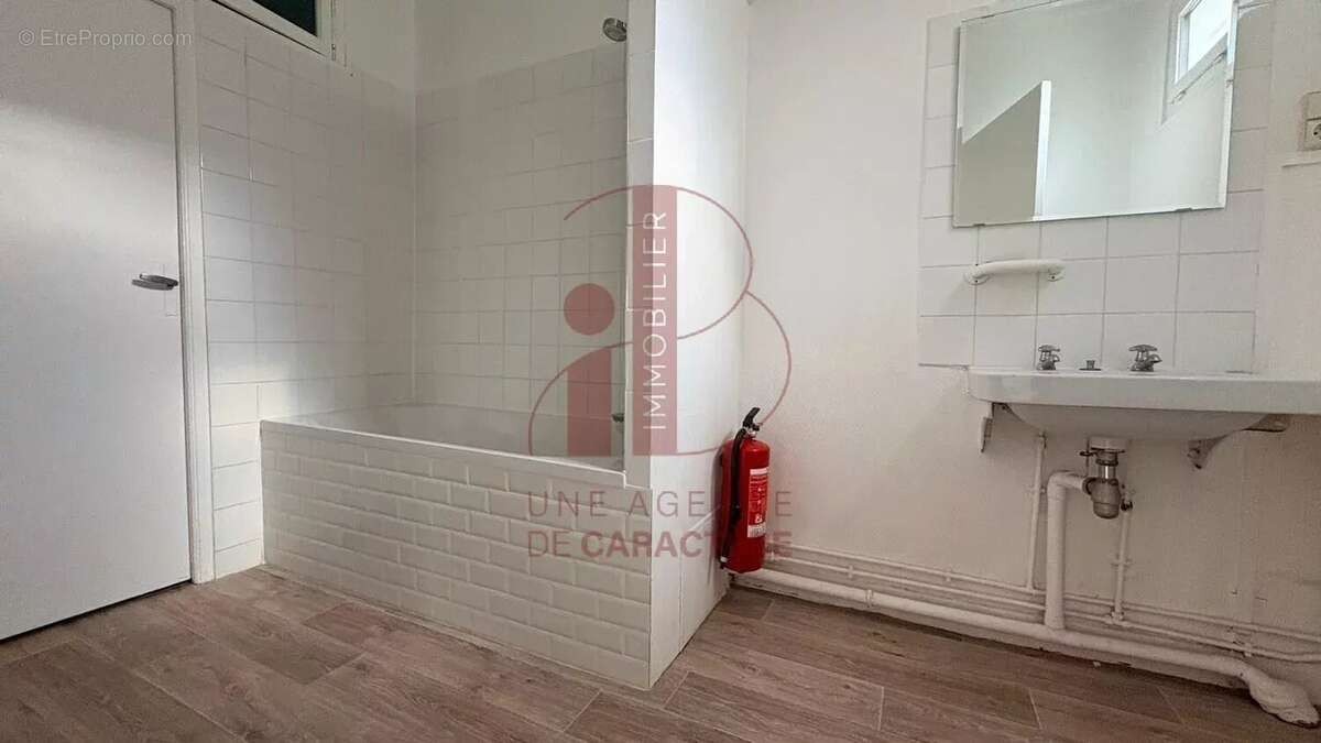 Appartement à FONTAINEBLEAU