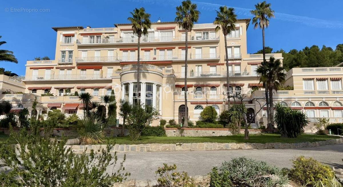 Appartement à HYERES