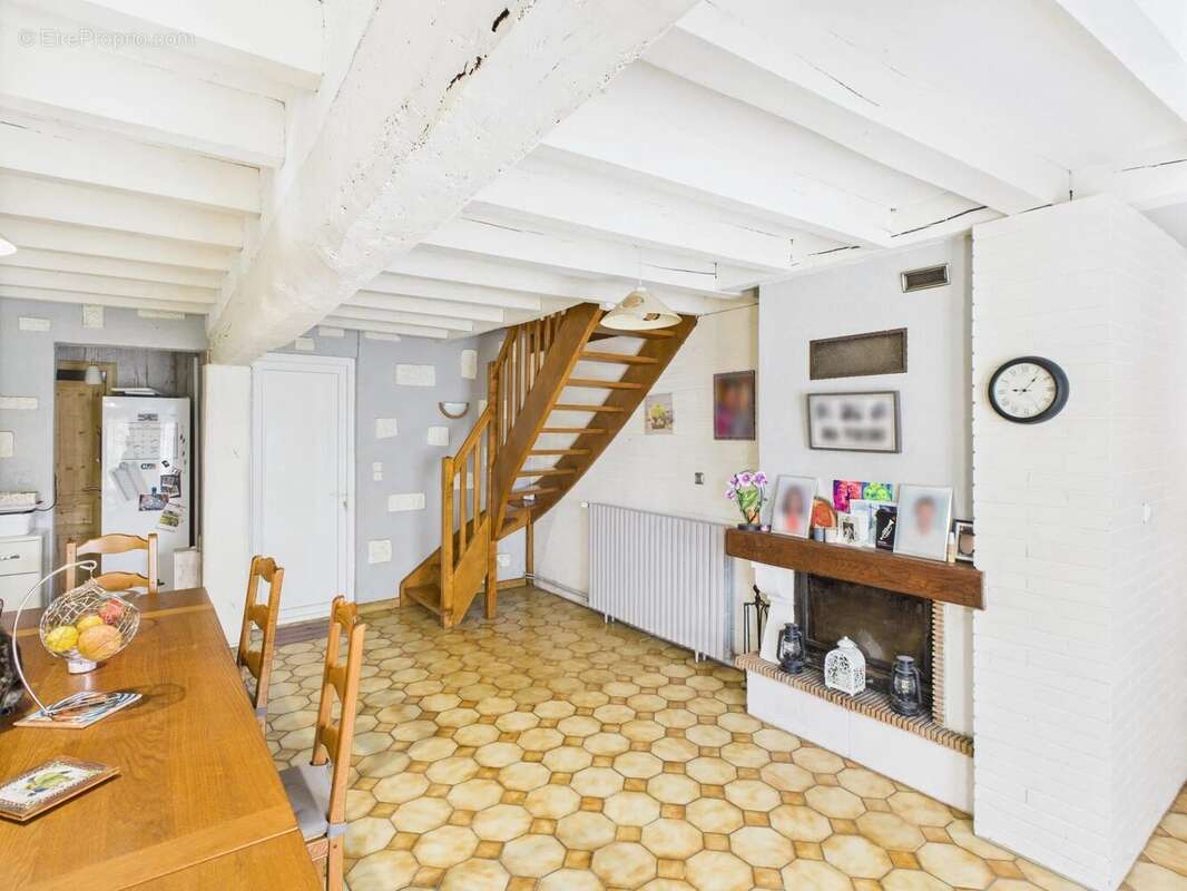 Maison à VALLANT-SAINT-GEORGES