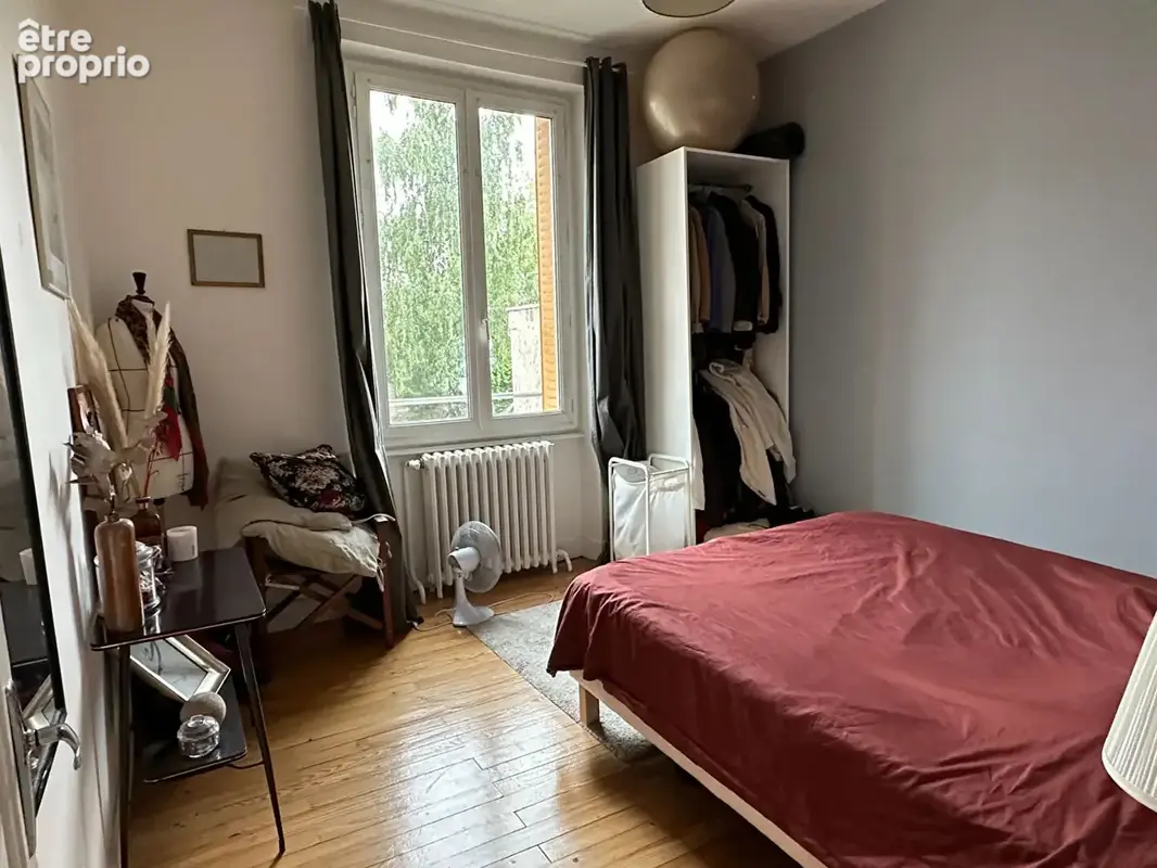 CLERMONT FERRAND, Immeuble 12 pièce(s) 253 m2, rapport 23300€/an, jardin, garages, balcon 491000€ FAI - photo 18