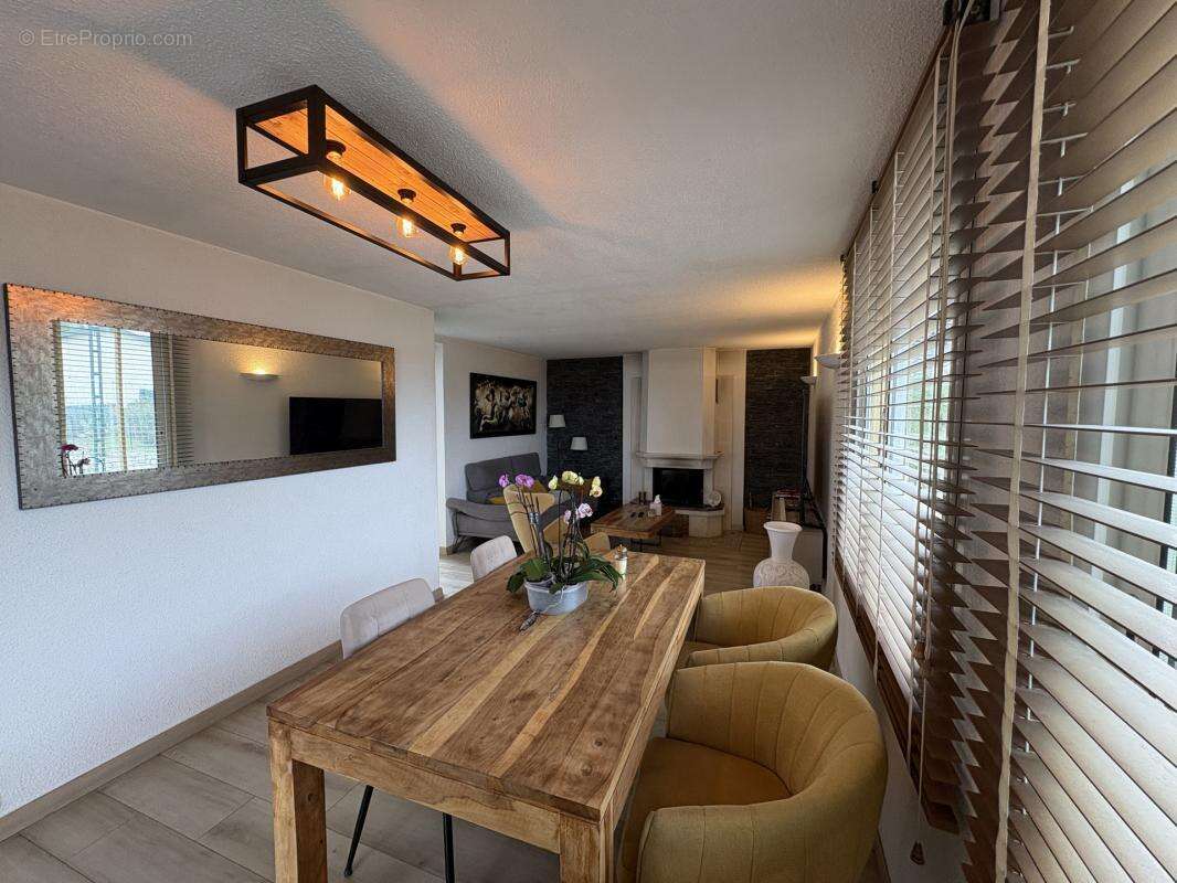 Appartement à ROQUEBRUNE-CAP-MARTIN