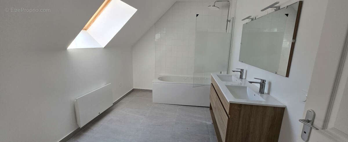 Maison proche gare  Longueville 4 chambres - photo 12