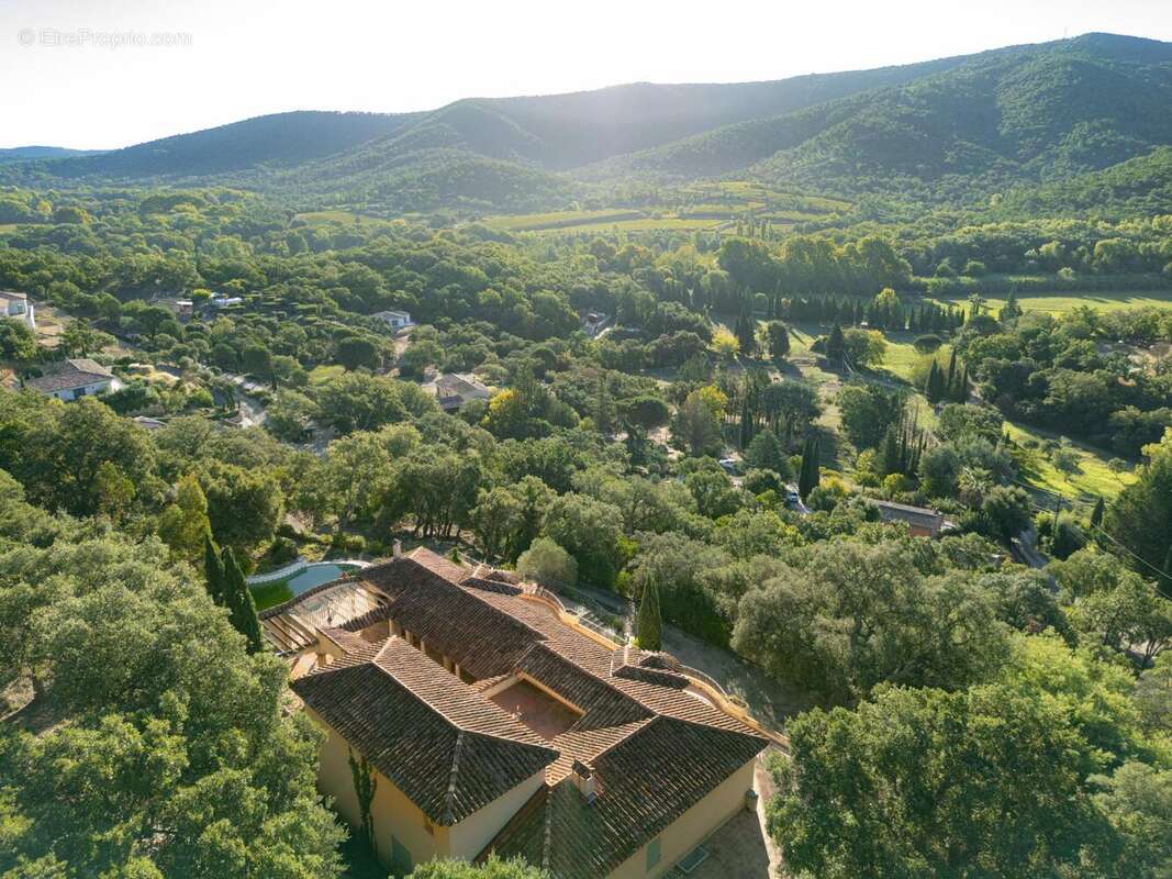 Photo 9 - Maison à LA MOLE