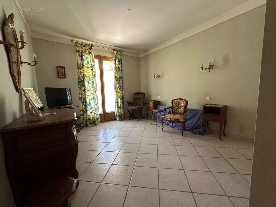 Maison à VENERQUE