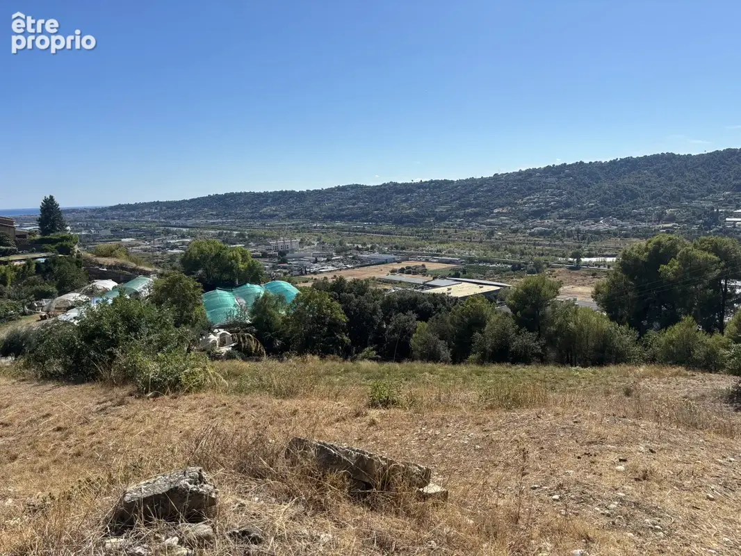 Terrain plat 1 404 m2   division autorisée   potentiel constructible   vue mer possible - photo 13