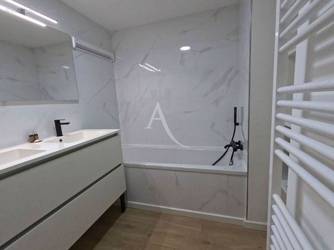 Appartement à CAMIERS