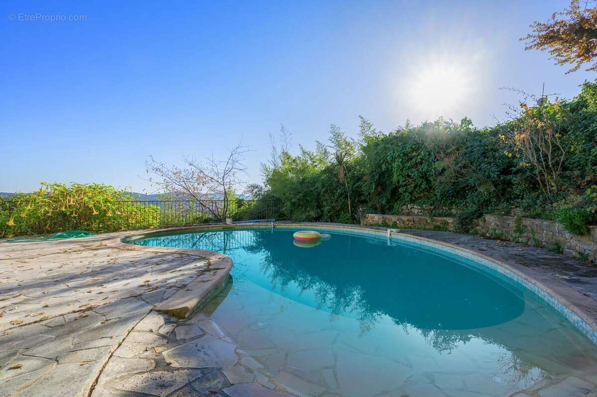 Maison à MOUGINS