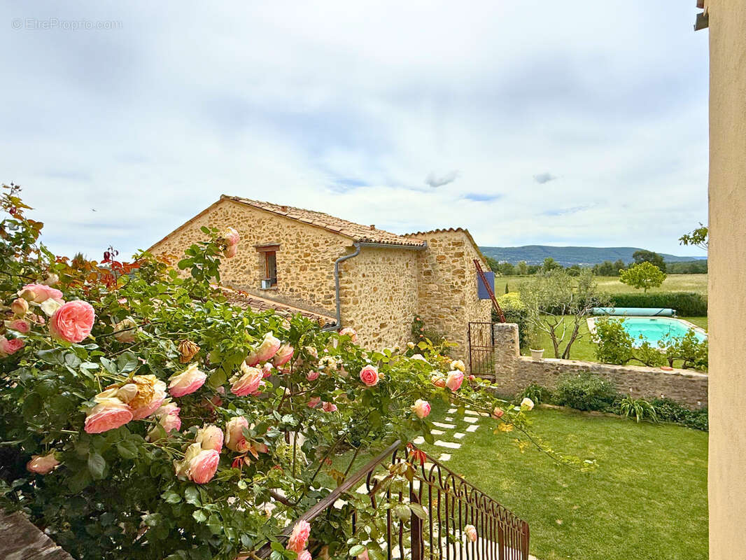 Maison à FORCALQUIER