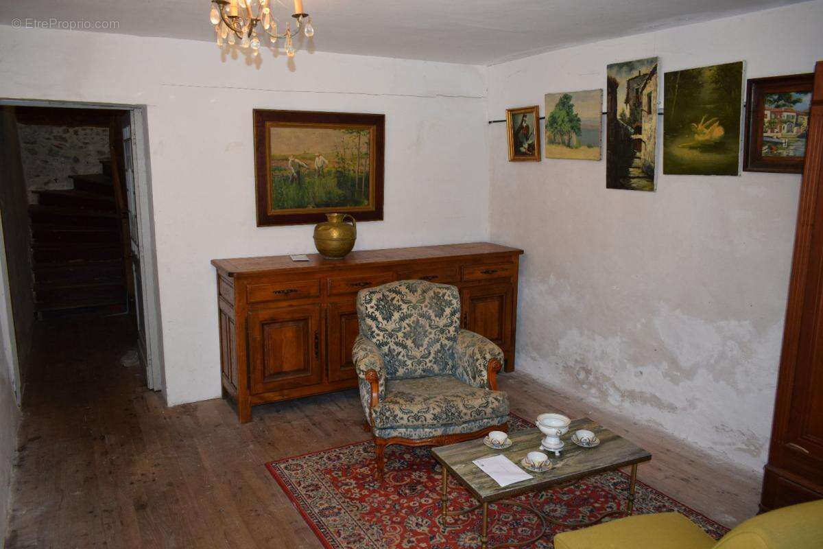 Maison 190 m² à Quillan  - photo 3