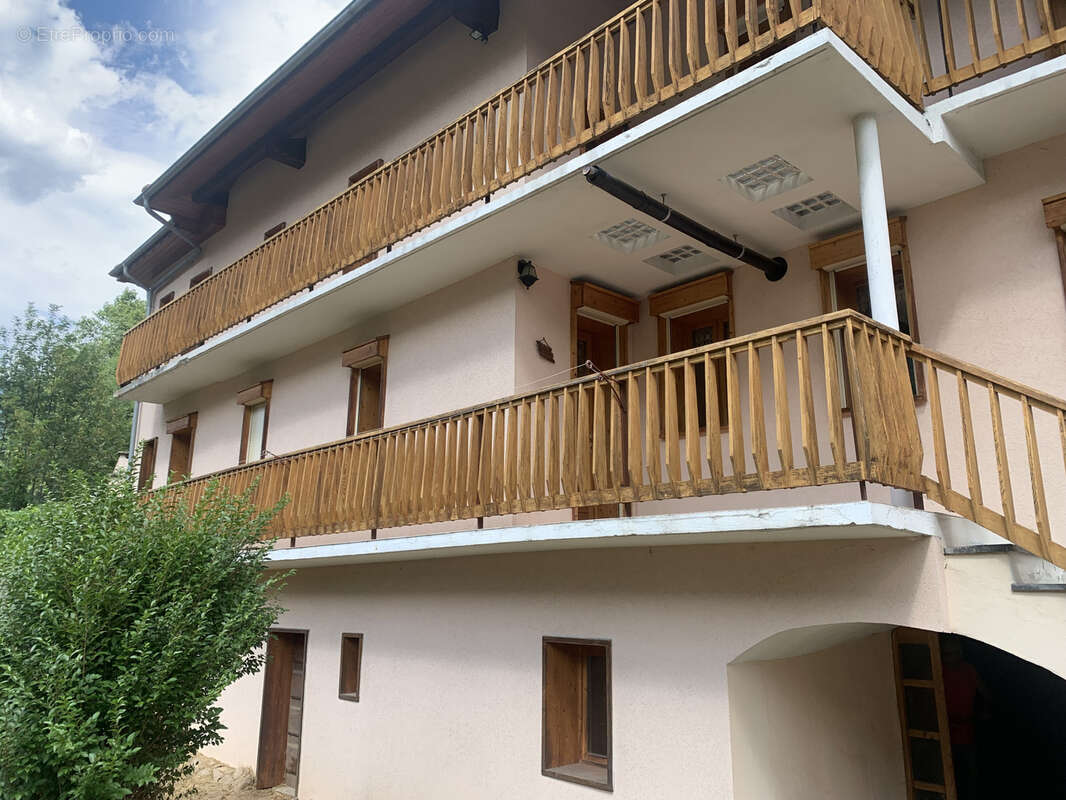 Maison à SAINT-MARCEL