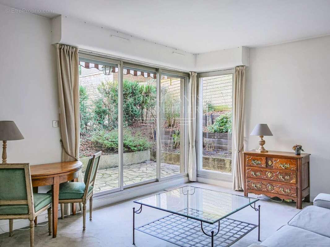 Appartement à SEVRES