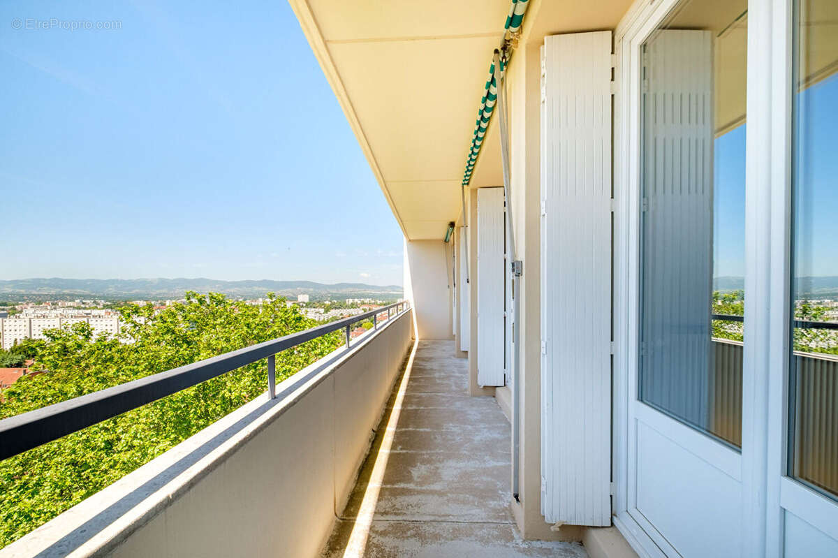 Appartement à LYON-5E