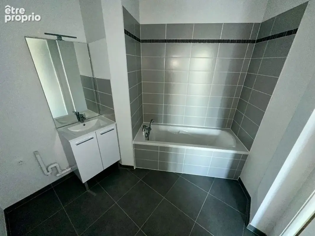 Appartement 4 pièces avec grand Rooftop - Rive Gauche Haubourdin - photo 8