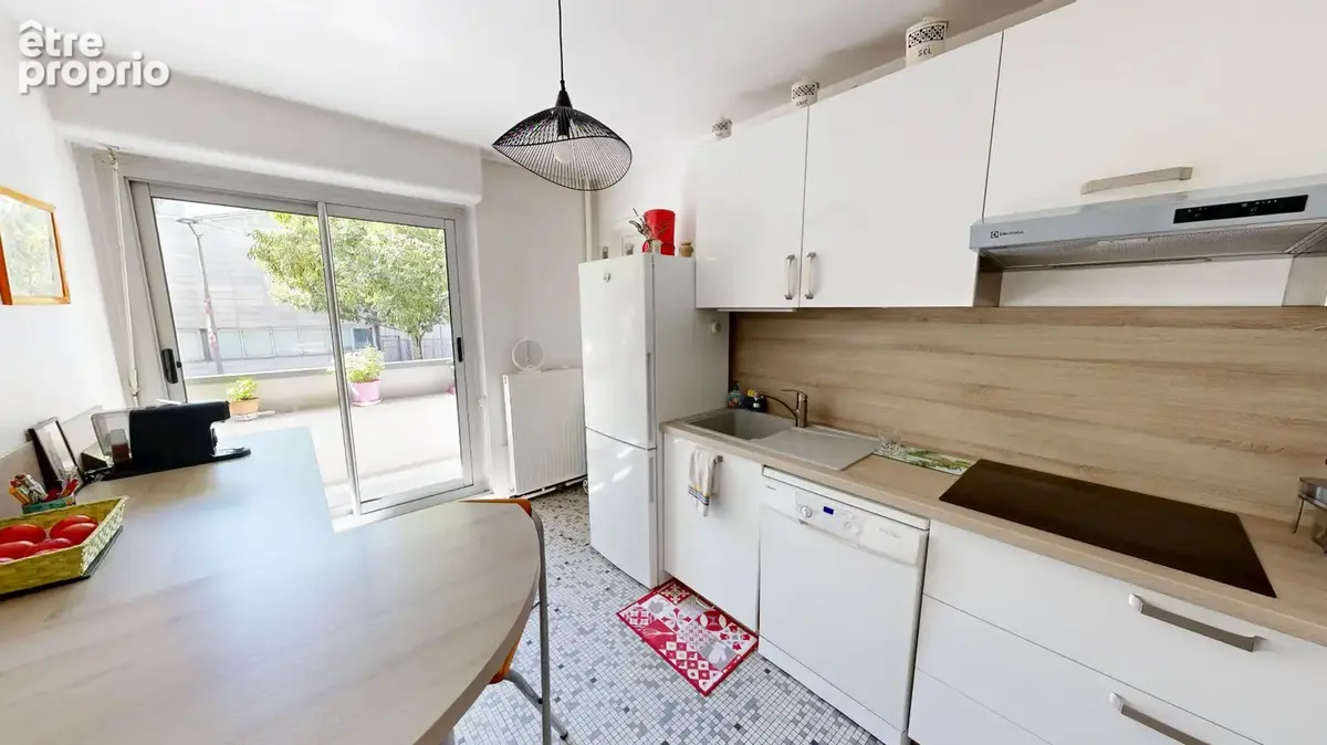 Appartement à LYON-7E