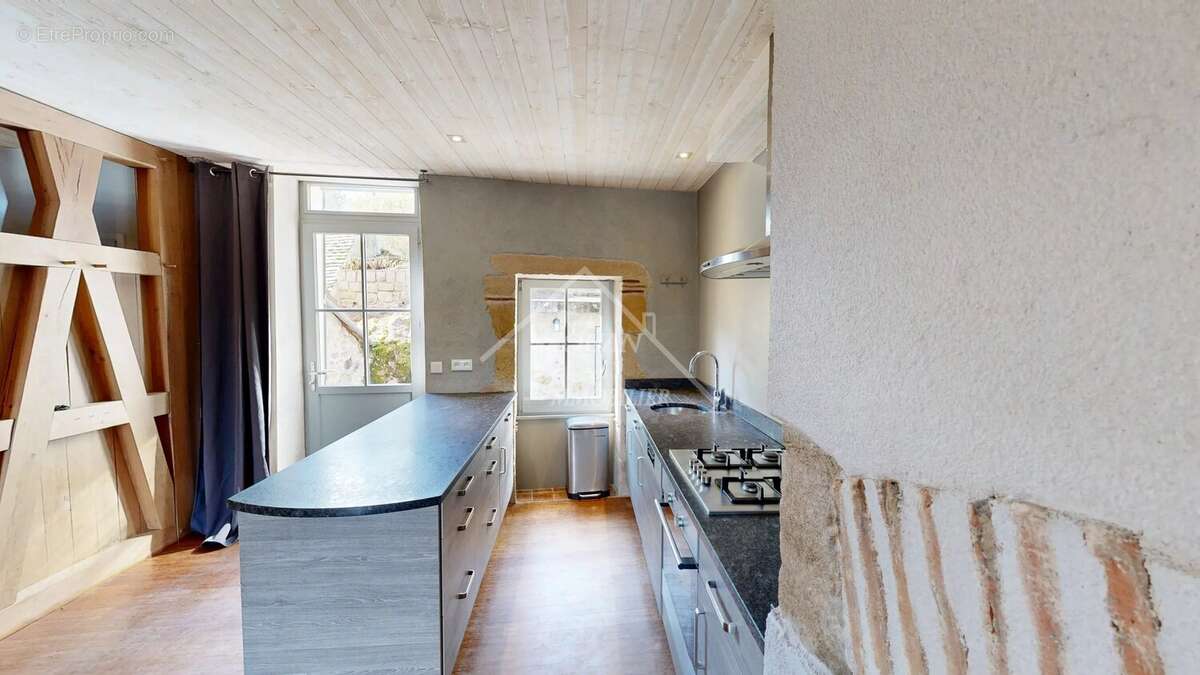 Maison à BOURBON-L'ARCHAMBAULT