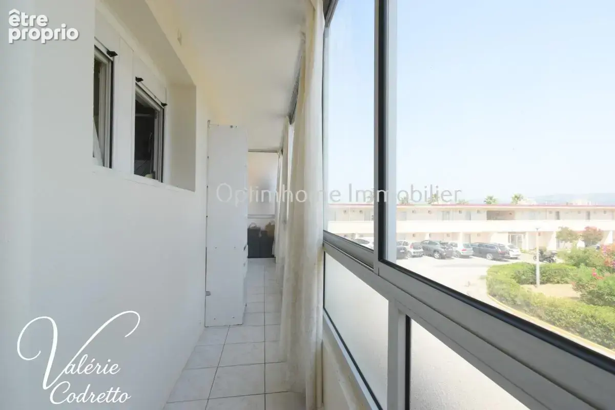 Appartement T3 de 64 m² avec terrasse et loggia – Résidence Le Cap d'Or – Six-Fours-les-Plages – À deux pas de la plage 83140 - photo 20