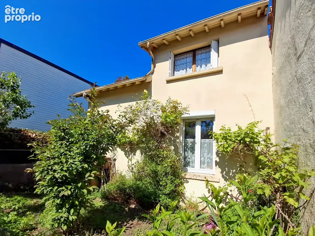 Photo Maison à Nanterre au prix de 420 000€