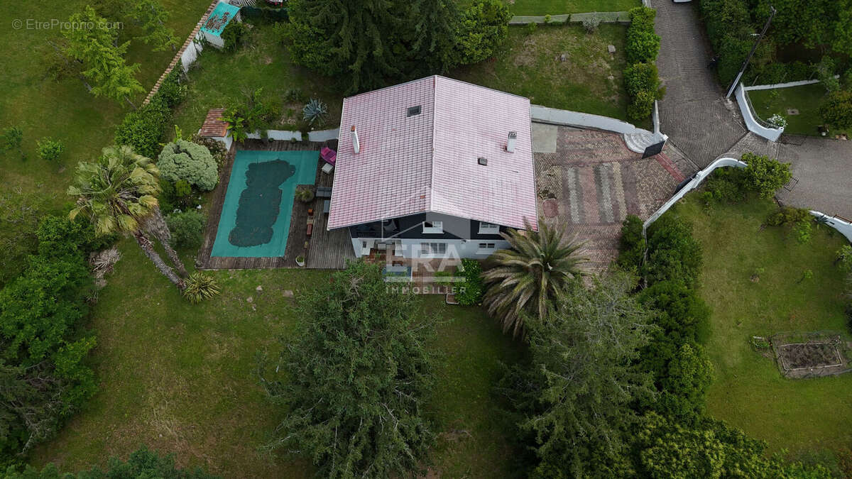 Maison à MOUGUERRE