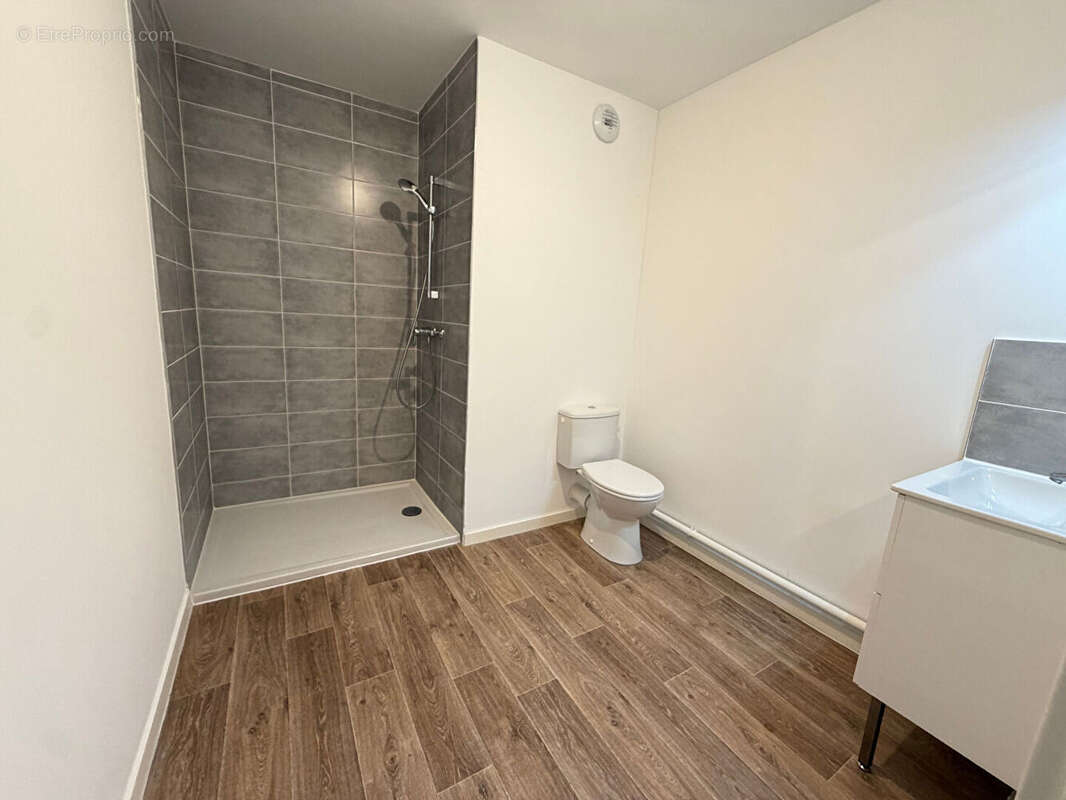 Clermont Ferrand secteur République - Appartement 2 pièces de 48 m² avec balcon - photo 6