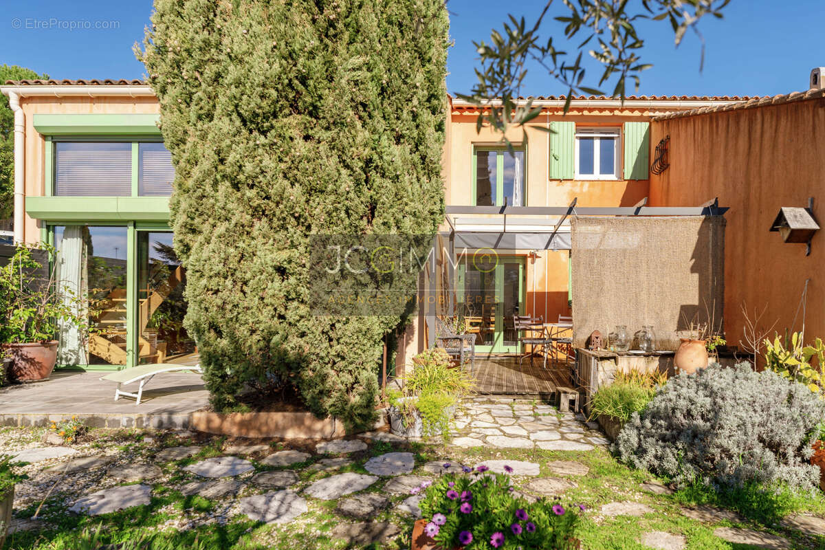 Maison à PIERREFEU-DU-VAR