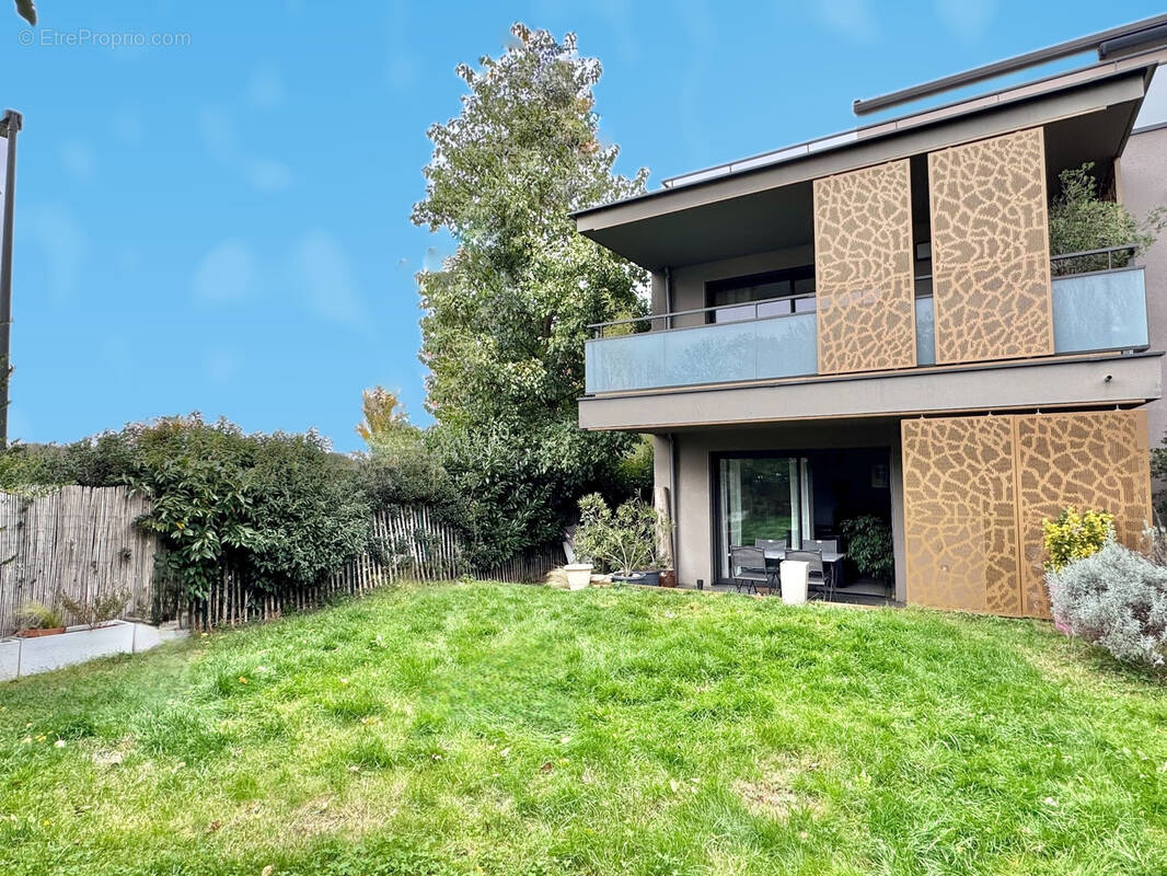 Appartement à TASSIN-LA-DEMI-LUNE