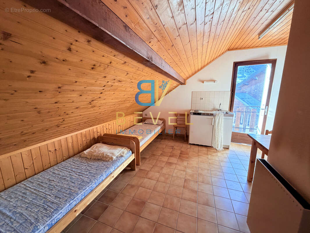 Appartement à ALBIEZ-MONTROND