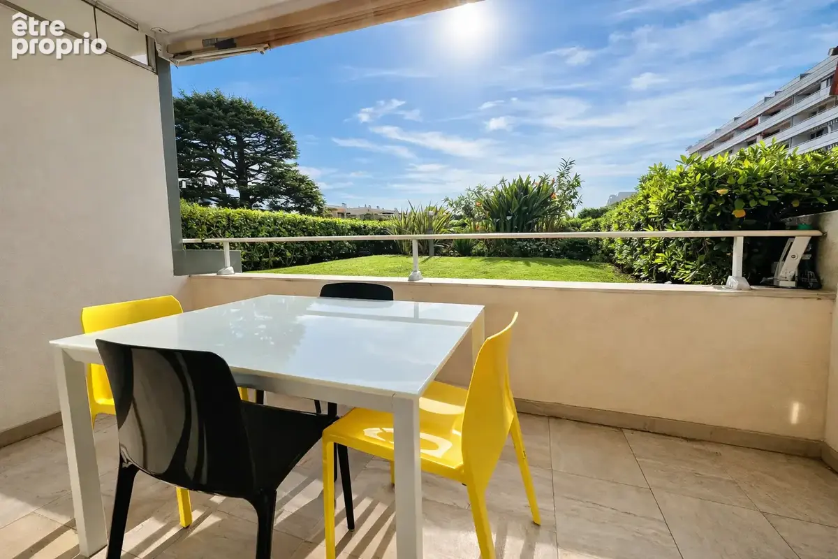 Appartement Moderne avec Terrasse et Parking à deux pas de la Croisette - Cannes - photo 2
