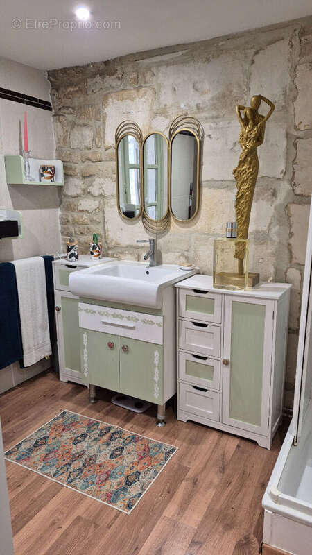 Appartement à SAINTES