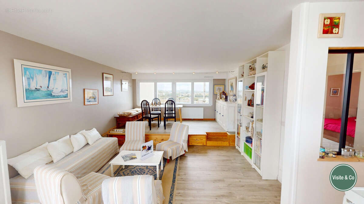 Appartement à COURSEULLES-SUR-MER