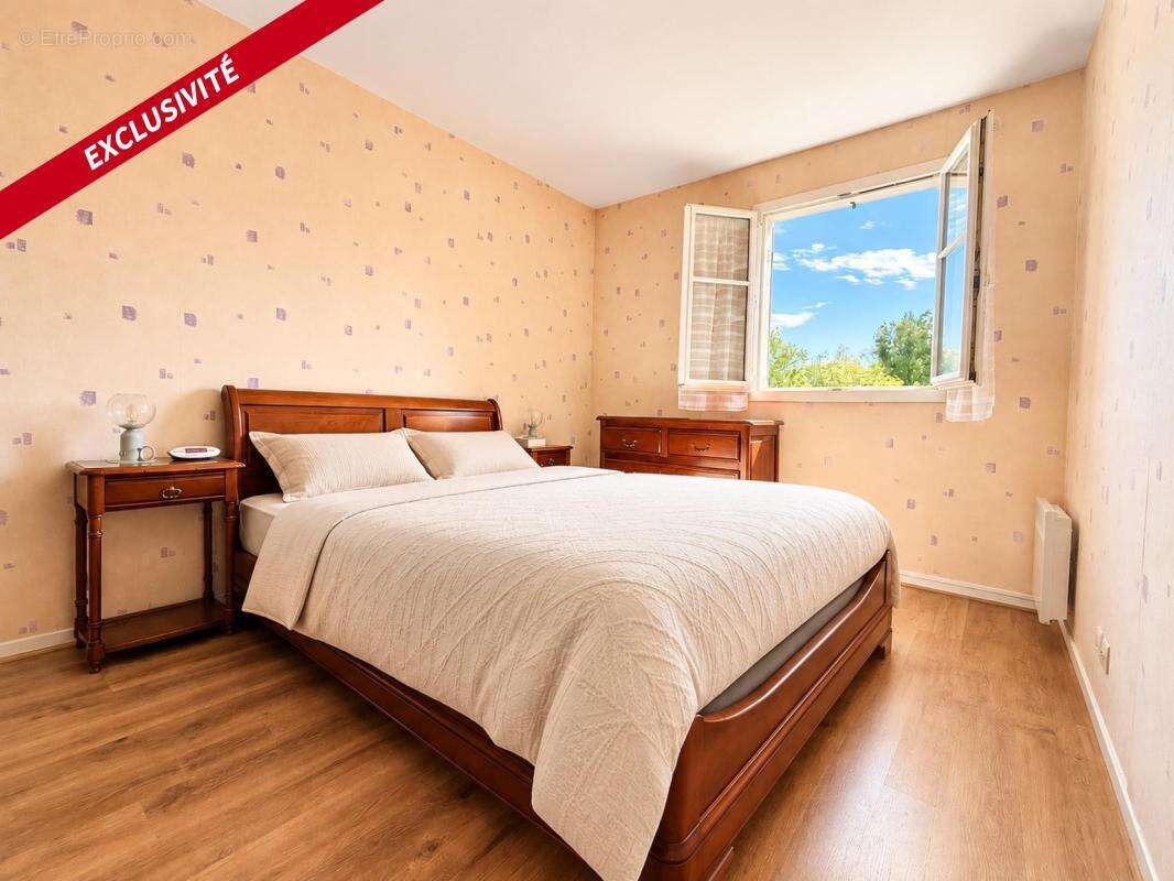 Appartement à MAGNY-LE-HONGRE