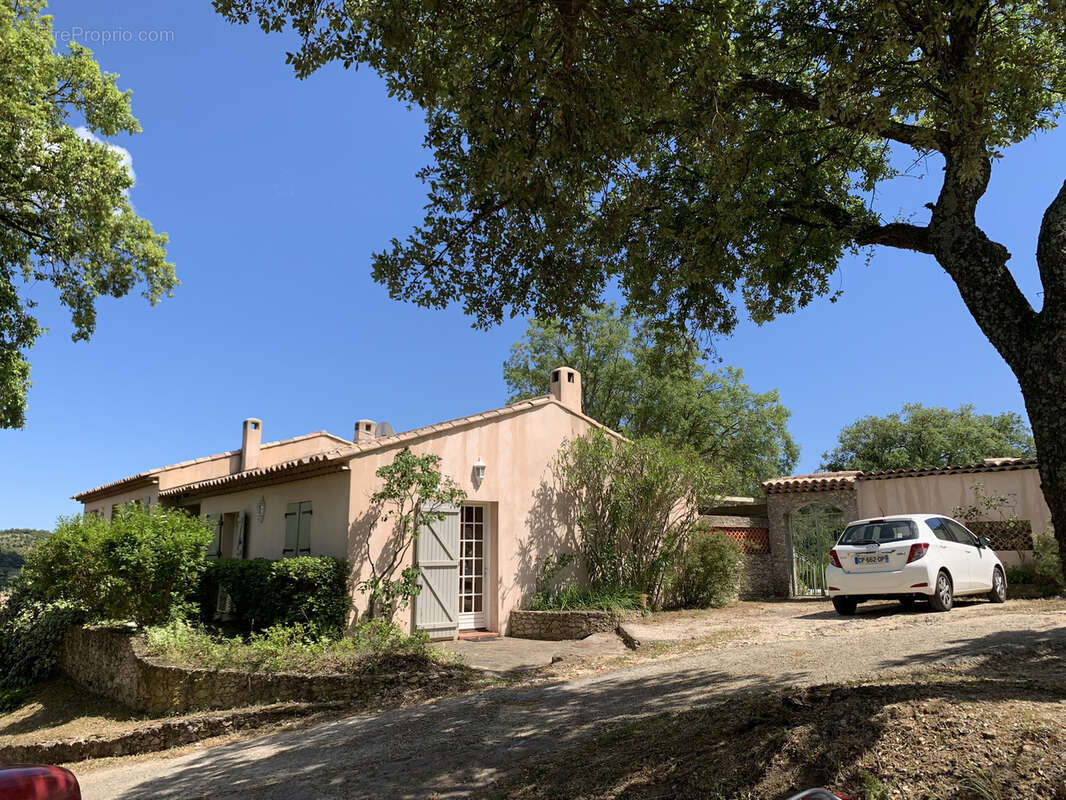 Maison à PLAN-DE-LA-TOUR